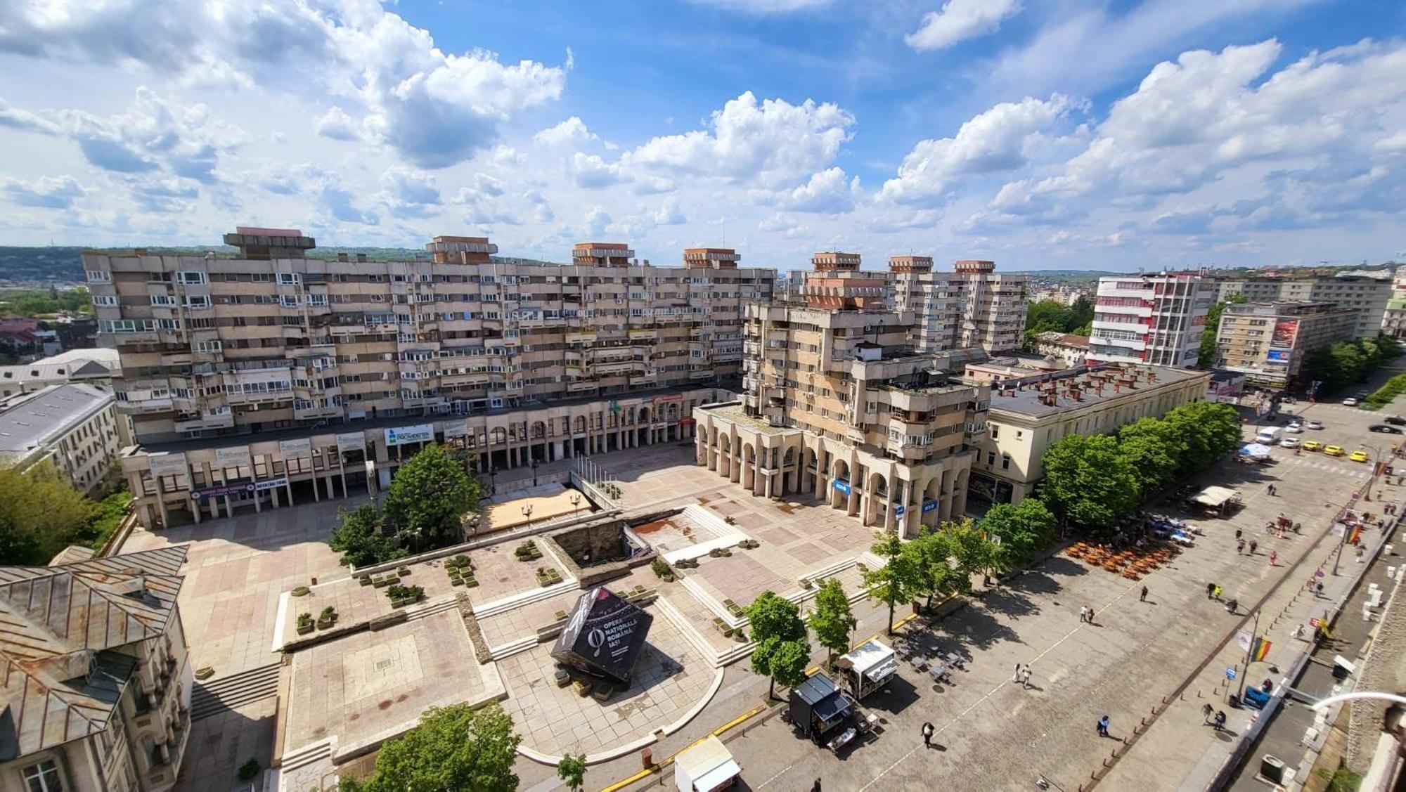 Apartment Panoramic Penthouse In The Heart Of Iasi